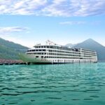 4 Days 3 Nights Yangtze River Cruise from Chongqing to Yichang - Day 3: White Emperor City and Scenic Cruising