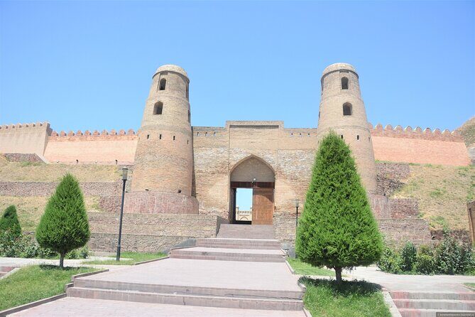 8 Days Mountains Lakes and Culture Tour in Tajikistan - Historical and Cultural Landmarks