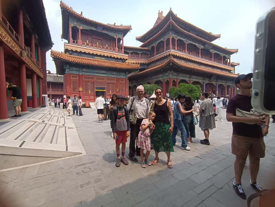 A Blessing Trip to Beijing Ditan Park and Yonghe Temple - The Value of Guided Small Group Tours
