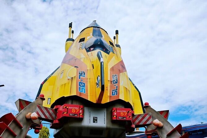 A One-Way Disneyland Pick-Up Transfer to Hong Kong Hotel - Detailed Breakdown of the Service