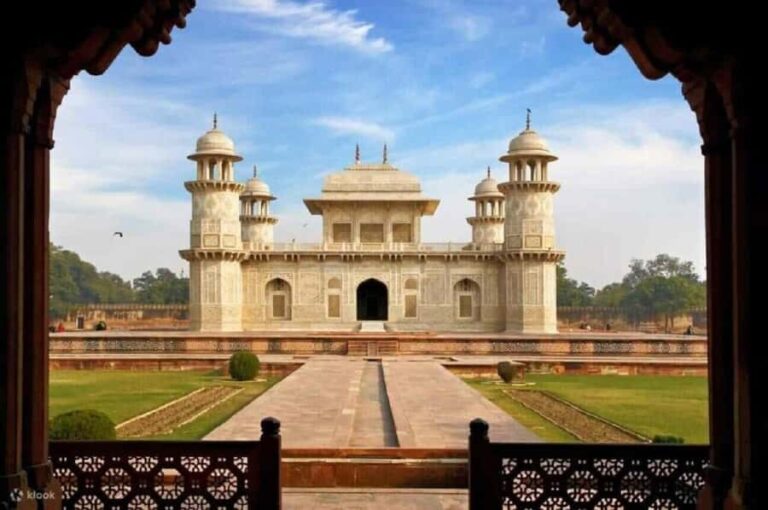 Agra: Baby Taj and Mehtab Bagh Sunset Viewpoint Tour - Expectation and Experience