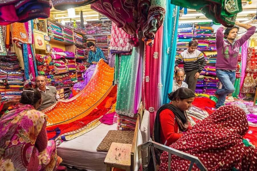 Agra: Shopping Tour with Marble Inlay Workshop & Souvenirs