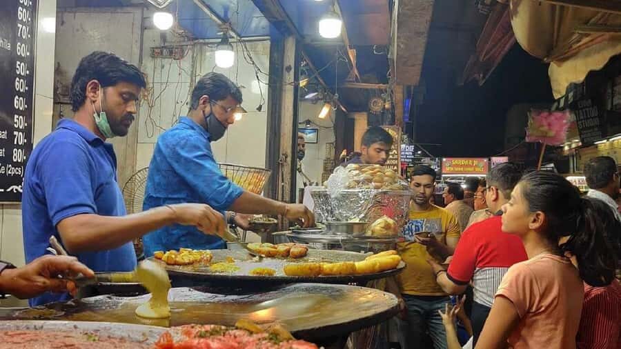 Agra: Street Food Walking Tour, Spice Market, & Tuk-tuk Ride - An Enthusiastic Exploration of Agra’s Street Food and Markets
