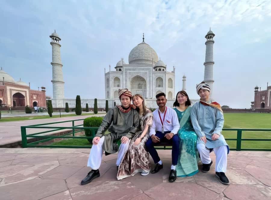Agra: Sunrise Taj Mahal & Agra Fort Skip-The-Line Tour - What Makes This Tour Valuable?