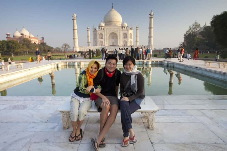 Agra: Taj Mahal Guided Tour with Fast Track Entry - What to Expect During the Tour