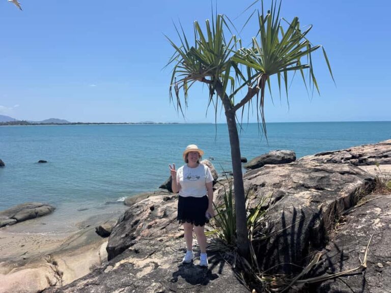 Airlie Beach: Beautiful Bowen Beaches and Seafood Day Trip. - Exploring Bowen’s Beaches and Lookouts