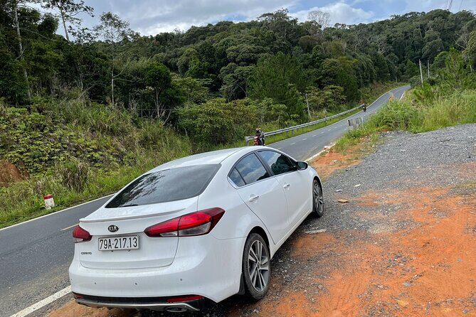 AIRPORT Cam Ranh(CXR)pick-up/Drop-off.car 5 seat - Why This Service Stands Out