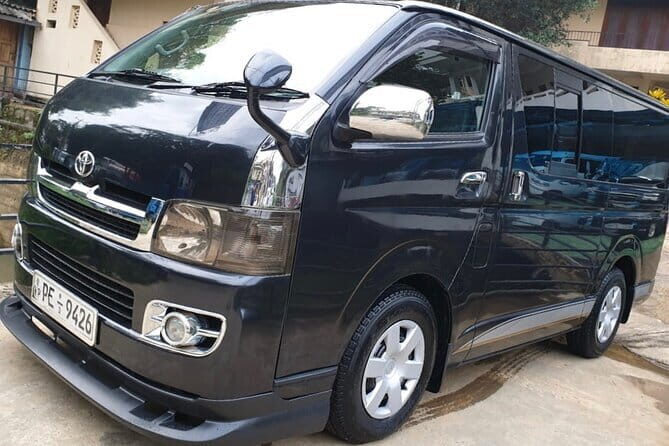 Airport Pick-up from Colombo Airport to Kandy - The Experience in Detail