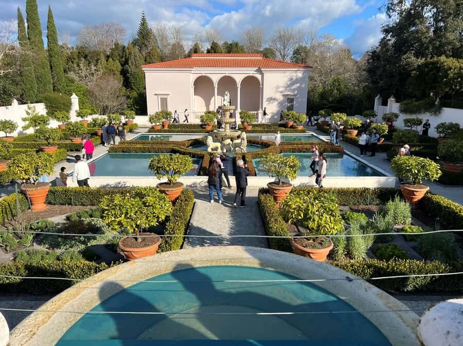 AKL: WAITOMO Glowworm, KIWI Bird, LUNCH & Hamilton Gardens - Exploring the Waitomo Glowworm Caves
