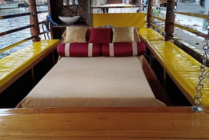 Aleppey Backwater Tour with Kerala Traditional Lunch - Who Should Book This Tour?