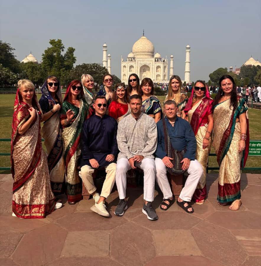 All Inclusive Skip-the-Line Taj Mahal & Agra Fort Day Tour - The Tour Experience: What You Can Expect