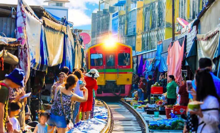 Amphawa Floating Market & Railway Market : Private Tour - An In-Depth Look at the Tour Experience