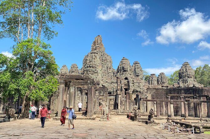 Angkor Wat Sunrise Shared Tour with Guide and Bus - The Itinerary Breakdown: What You’ll Experience