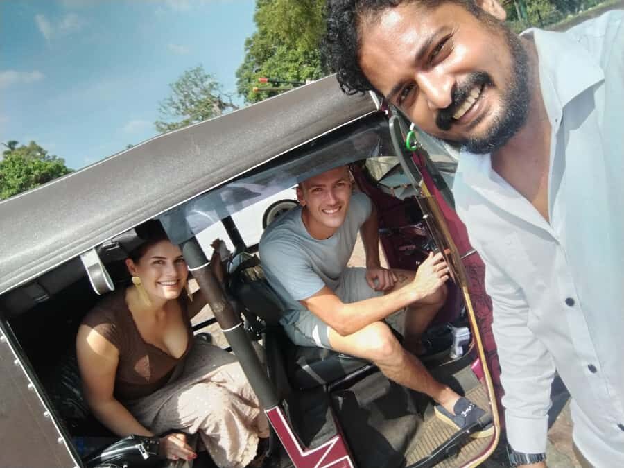 Anuradhapura: Ancient City Tuk-Tuk Tour with Guide