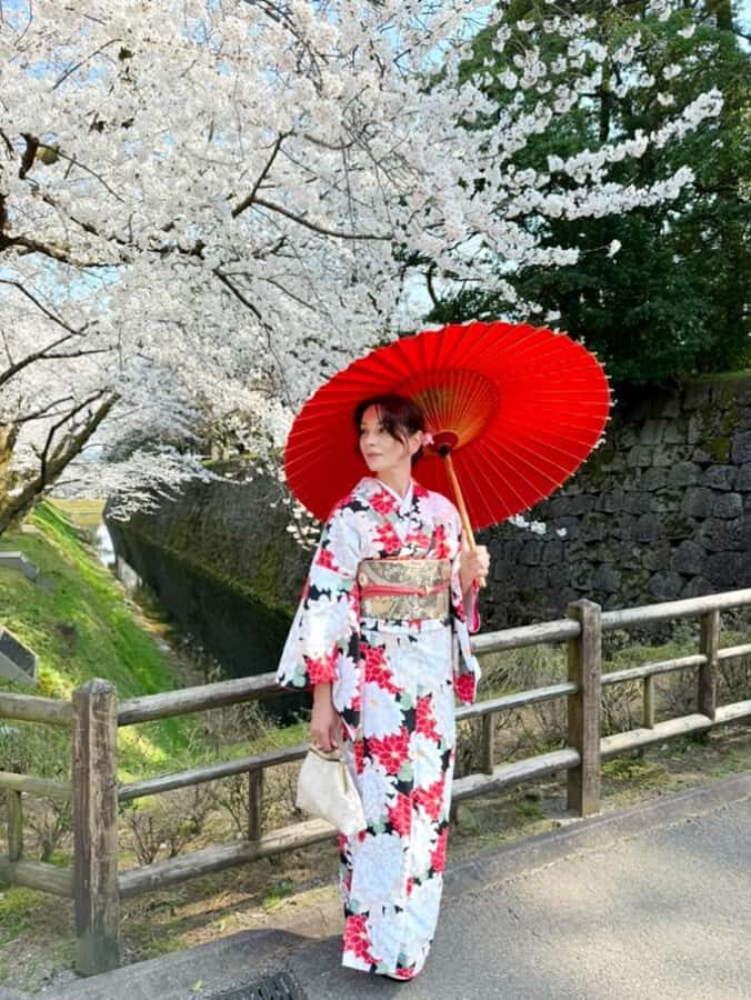 Asakusa: Family-Friendly Kimono & Yukata Experience - The Authentic Value and Who It’s Best For