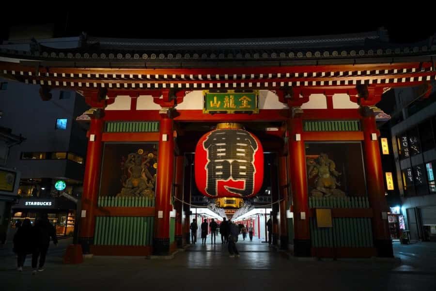 Asakusa: Night Walking Tour with English-Speaking Guide - What Makes This Tour Stand Out?