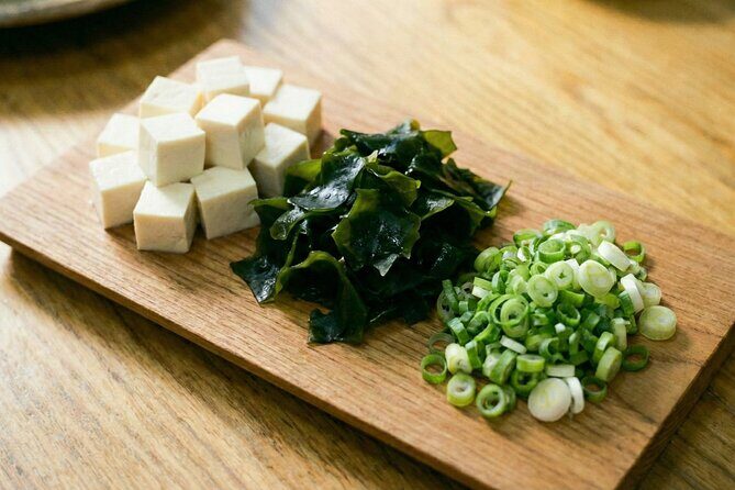 Asakusa Tokyo Early-Bird Onigiri Making Class with a Chef - Why This Tour Stands Out