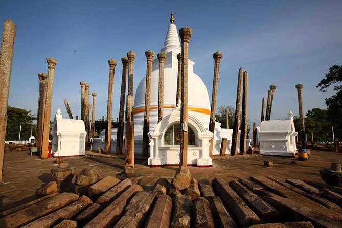 Aukana & Ancient Kingdom Anuradhapura Day Tour From Kandy - The Sum Up