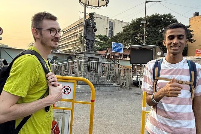 Authentic Bangalore: Lake, Temple, Market w/ Snacks - The Flower Market: A Burst of Color and Fragrance