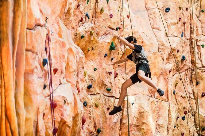 Ba Na Hills and Golden Bridge Full-day tour From Da Nang - Transportation and Group Size