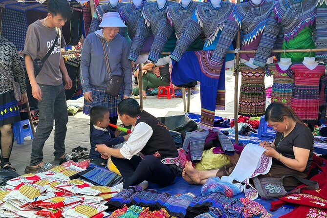 Bac Ha Sunday Market Tour (Private) - Who Should Consider This Tour?