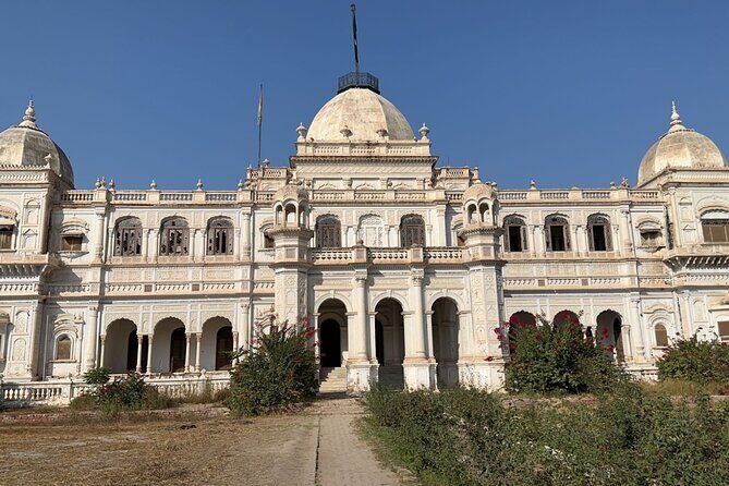 Bahawalpur Heritage Sites and Cholistan Desert Adventure - Day 3: Royal Courts and Gardens