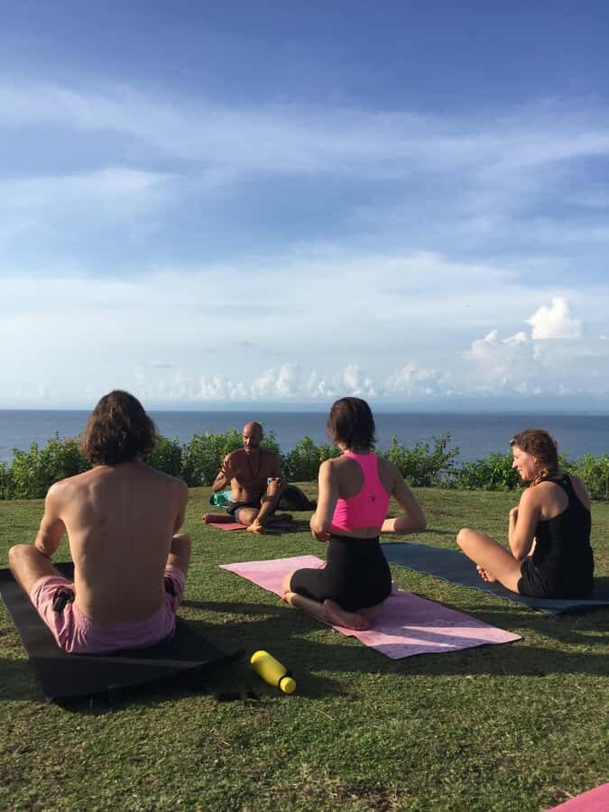 Bali: Balangan Cliff Yoga Class with Ocean Views - Who Should Consider This Experience?