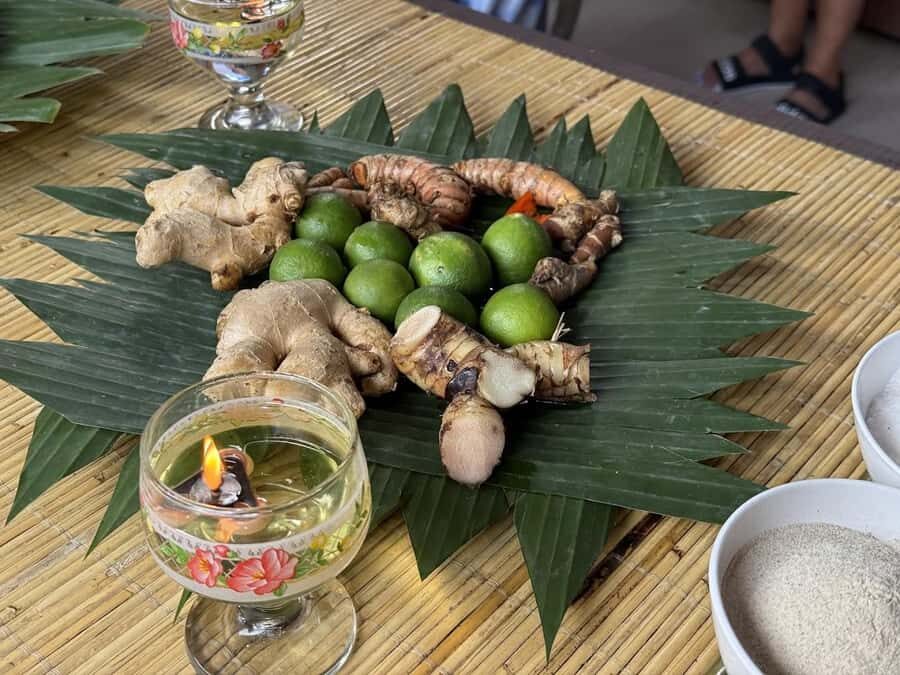 Bali Daily Culture: Market Visit, Offerings & Cooking - Creating Offerings: A Sacred Ritual