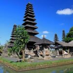 Bali Full-Day Tanah Lot and Uluwatu Sunset Tour - The Experience of a Guide