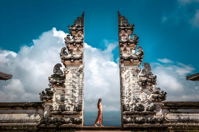 Bali Full-Day The Gates of Heaven and East Bali Tour - Lempuyang Temple – The Iconic "Gates of Heaven"