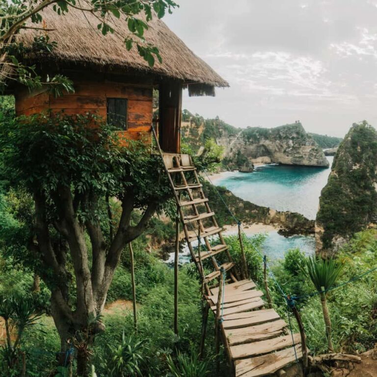 Bali: Nusa Penida eastern part Day Trip with Snorkeling - Snorkeling: Calm Waters and Vibrant Marine Life