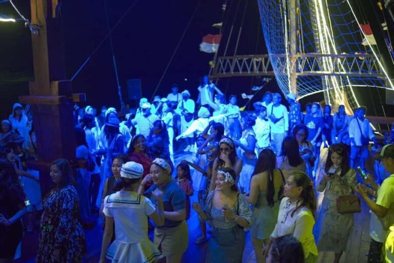 Bali: Phinisi Sunset Dinner Cruise with Entertainment - The Drawbacks and Considerations