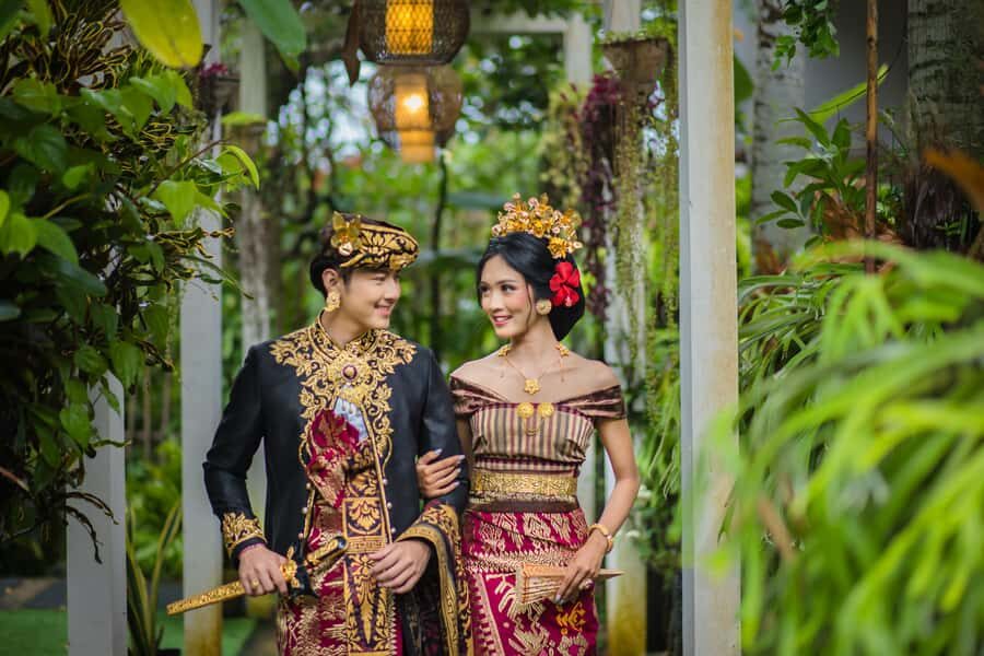 Bali Photo Session With Balinese King and Queen Outfit - The Value of This Experience