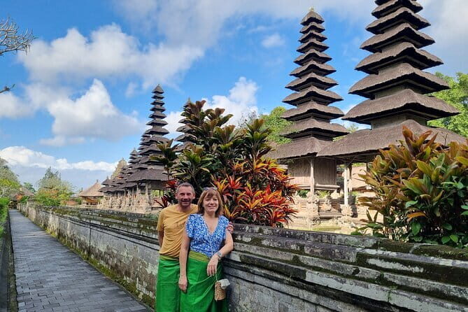 Bali Private Tour Nung-Nung Waterfall and Tanah Lot Temple - Why Travelers Love This Tour