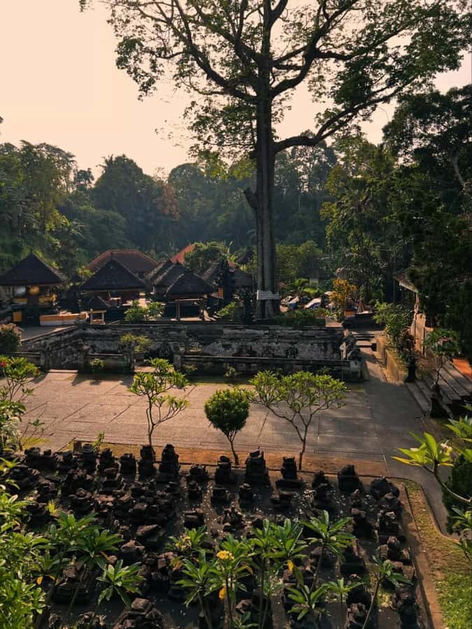 Bali: Pura Pencampuhan Sala & Goa Gajah Temple Tour