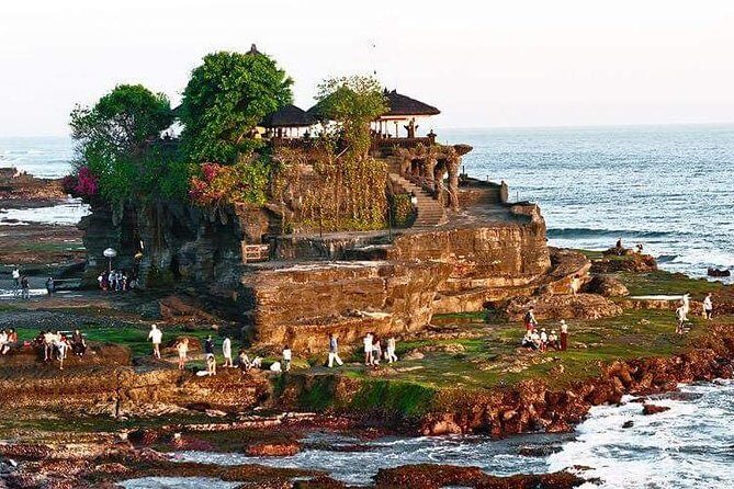 Bali : Sacred Temple Tanah lot,Taman Ayun & Uluwatu - Practical Details and What to Expect