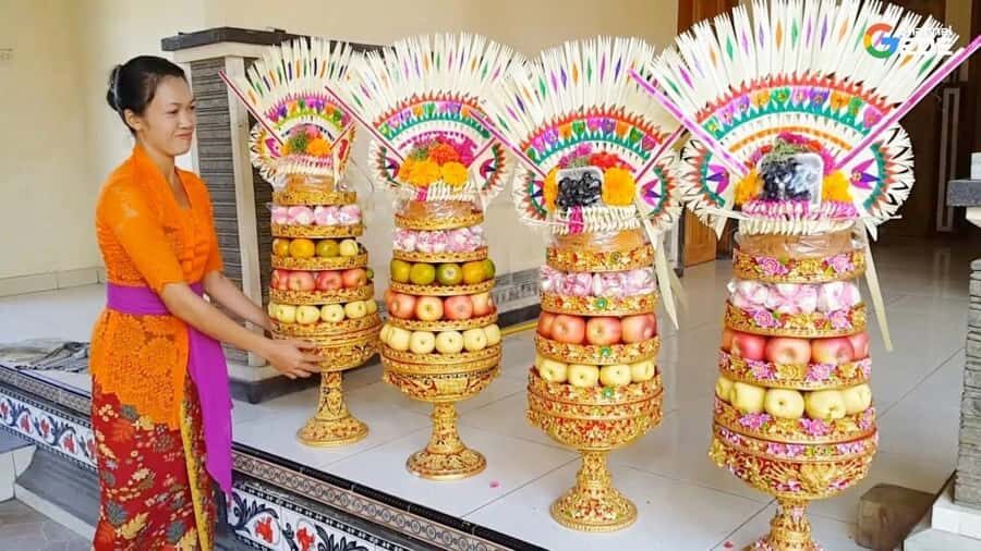 Bali: Sanur Making Gebogan offering Fruit Balinese Class - A Close Look at the Experience