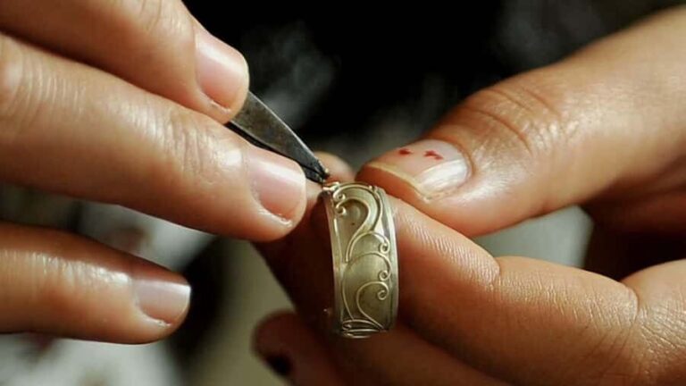 Bali: Silver Making Class and Batuan Temple Visit - The Value of this Experience