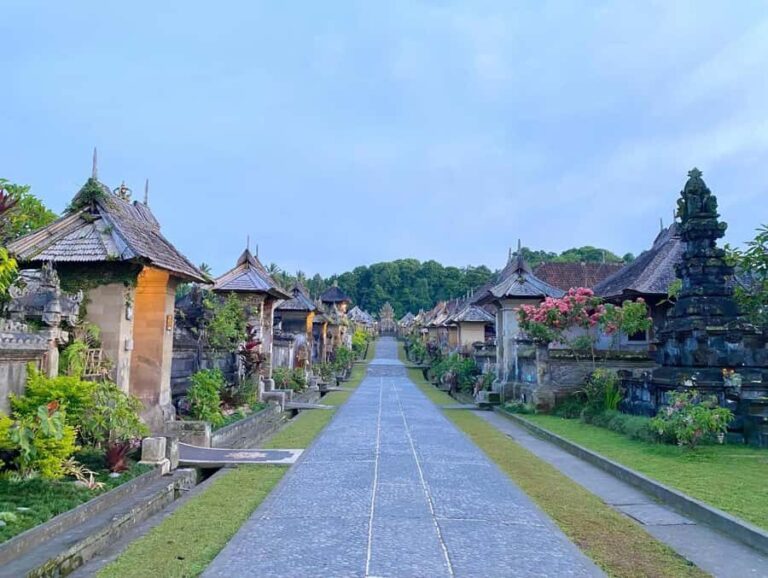 Bali: Traditional Batik & Life in Penglipuran Village - Exploring the Day in Depth