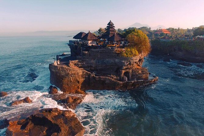 Bali Twins Sea Temple: TANAH LOT AND ULUWATU TEMPLE SUNSET - In-Depth Review of the Tour Experience