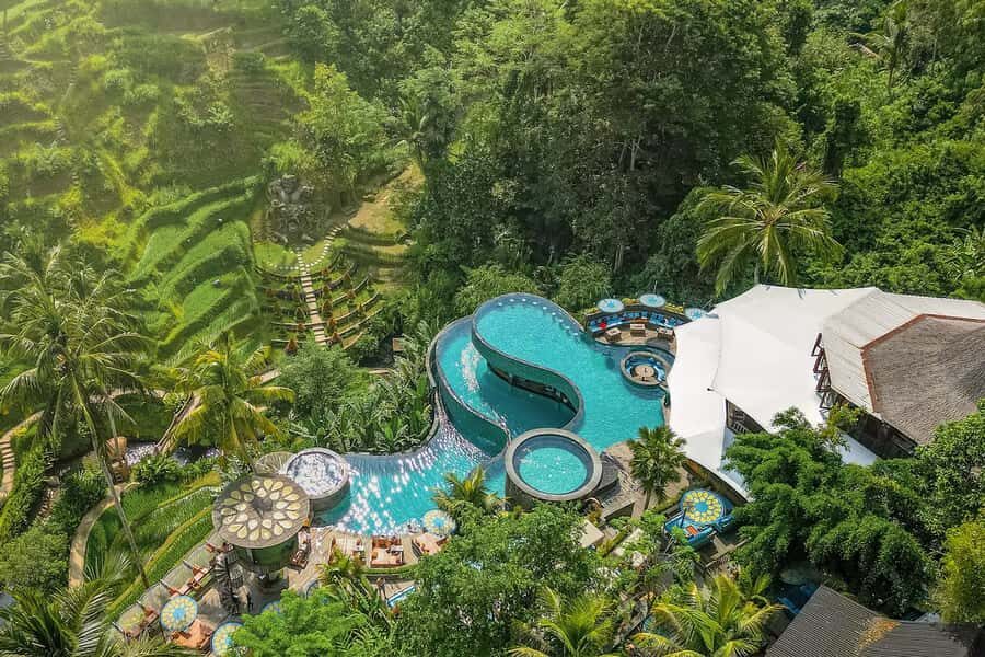 Bali: Ubud Instagrammable Private Tour with Jungle Swing - Taking Photos at Iconic Spots