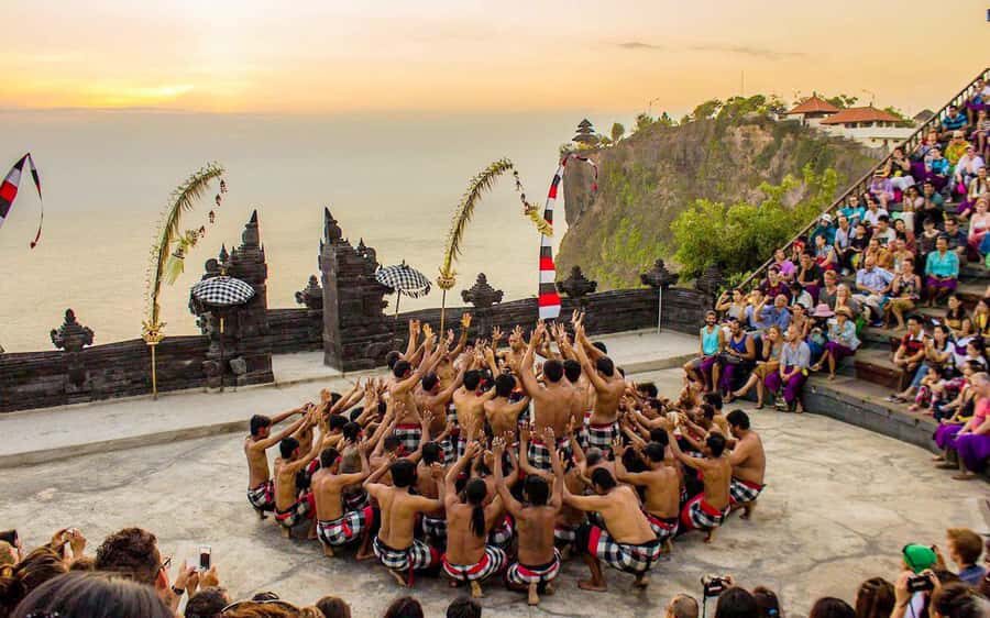Bali: Uluwatu Private Tour with Kecak Dance Show - What to Expect: Practical Details and Tips