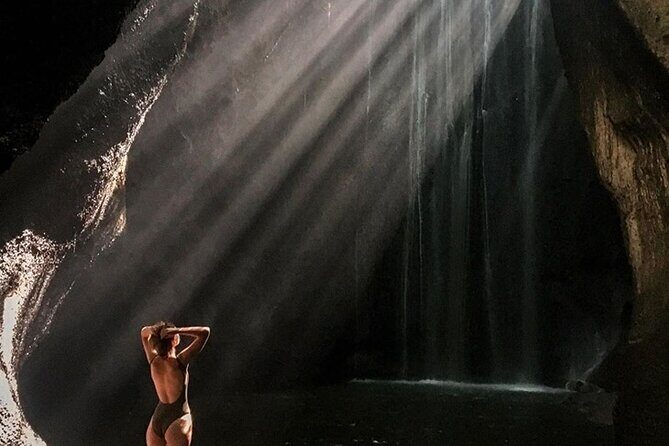 Bali Waterfall : Tukad Cepung - Tibumana - Rice terrace & j.swing - The Adventure: The Swing