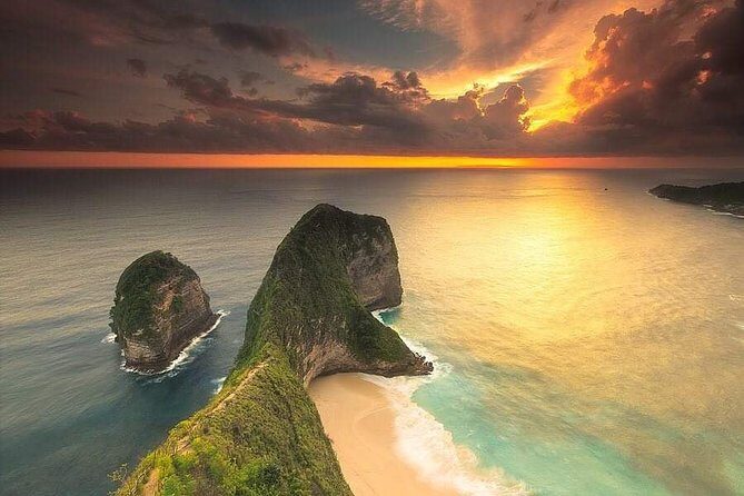 Bali,Nusa Penida, West Trip: The Most Beautiful Beach spot photo - The Practical Side