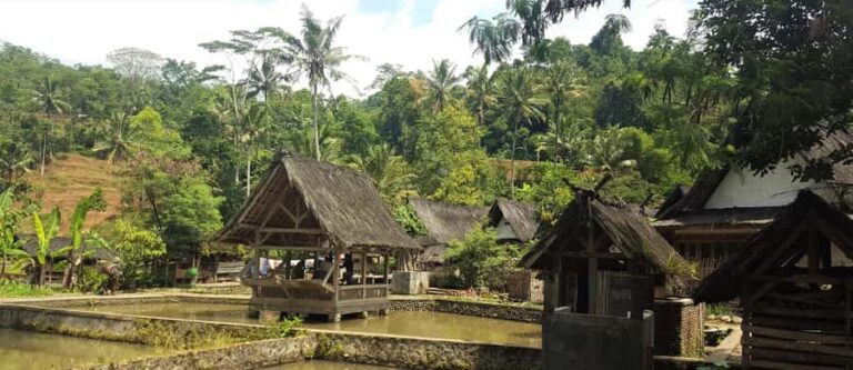 Bandung: 2-Day Galunggung, traditional village, & Papandayan - Why This Tour Offers True Value