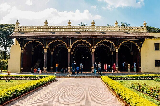 Bangalore Full Day City Tour - Exploring Bangalore’s Green Spaces and Cultural Landmarks