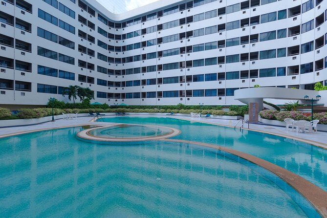 Bangkok 4 Star Hotel with Transfers and Dinner Cruise - Detailed Review of the Experience