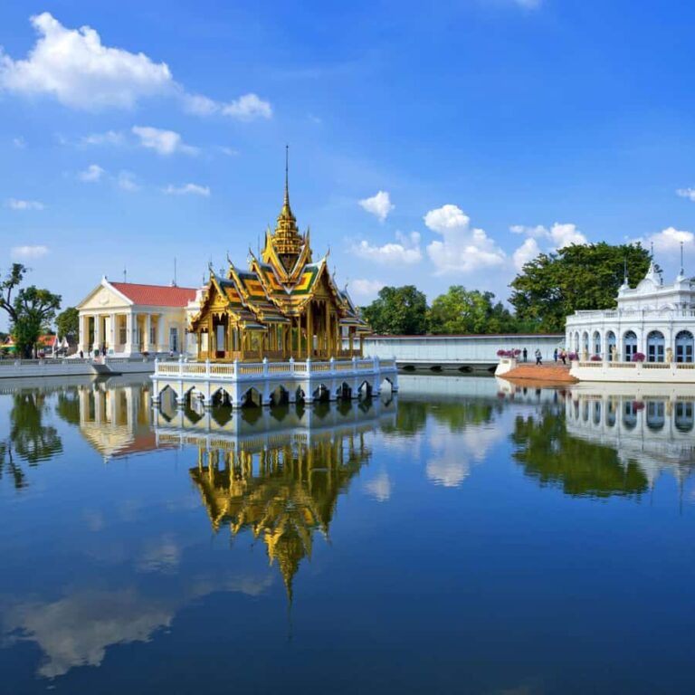Bangkok: Ayutthaya 3 Historic Attractions Private Day Tour - Transportation and Group Size: What Matters?