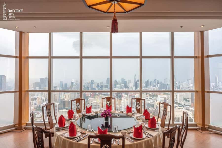 Bangkok: Baiyoke sky Dinner Buffet 79th Floor Stella Palace - Authentic Insights from Reviews