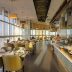 Bangkok : Baiyoke Sky Lunch Buffet 82nd Floor Crystal Grill - The View and the Surroundings